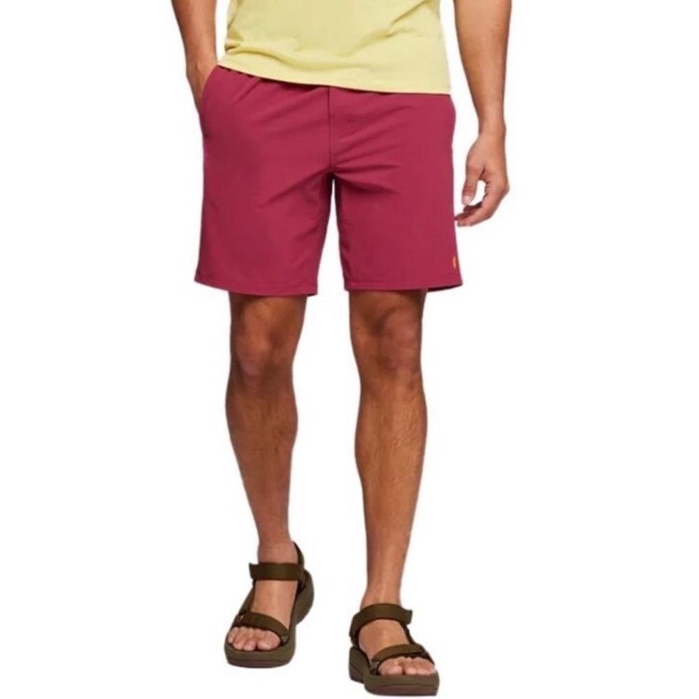 Cotopaxi Active Shorts Mens S Magenta Red Gorpcore Hiking Athletic 7‎ in Inseam